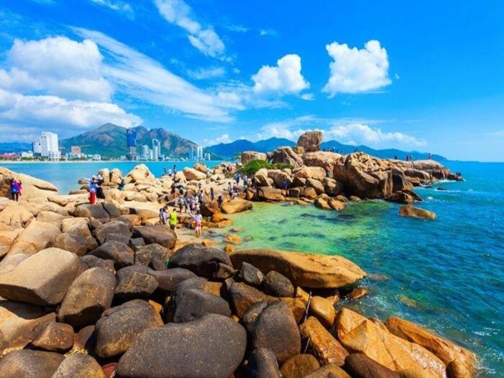 Shoho Hotel Nha Trang, Khách sạn thanh lịch HIẾM HÓI ngay khu Hòn Chồng yên bình