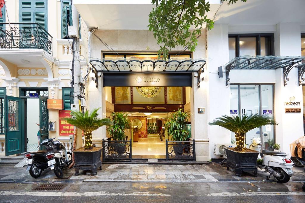Top Khách Sạn Gần Ô Quan Chưởng: HaNoi Calido Hotel Đỏ Cam Nóng Bỏng Đẹp Lung Linh