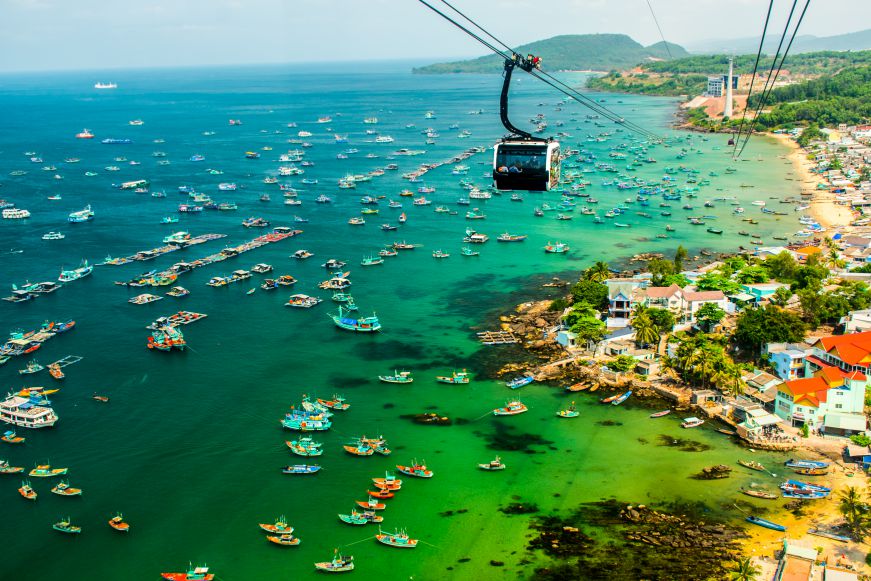 Tour Phú Quốc mùa xuân, Grand World thành phố không ngủ, VinWonders cảm mạnh, Safari bán hoang dã từ Sài Gòn trong 3 ngày 2 đêm
